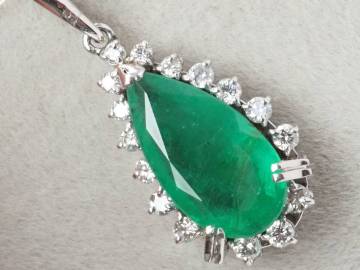 【10175P】Pt900 天然エメラルド 天然ダイヤモンド 2.29ct/0.36ct/3.4g ペンダントトップ