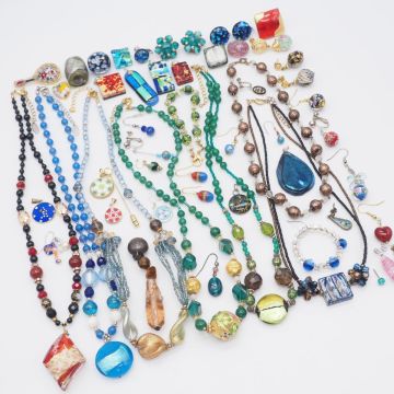 BMM0602 1円 ガラス アクセサリー 大量セット ベネチアン モザイク ネックレス ペンダントトップ イヤリング ブローチ ITALY 等 まとめて