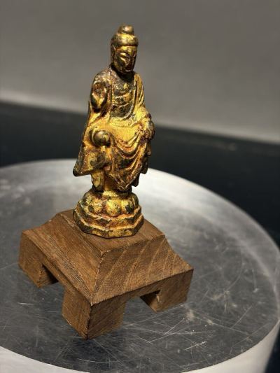 A19. 中國美術.仏教美術 古銅 鍍金仏 仏像 蓮台 立像 ミニチュア 仏教古美術 中国古美術 塗金 供養品本體H5.5 c m
