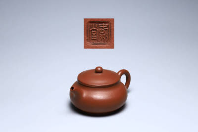 唐物　朱泥急須　「春水堂」在銘　紫砂壺　茶道具　朱泥／紫泥／段泥／時代物／中国美術／古美術／骨董品　L07709