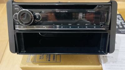 carrozzeria カロッツェリア DEH-5600 CDデッキ CD/USB/AUX/Bluetooth マイク 説明書　リモコン　トヨタ・ダイハツ車用変換ハーネス付き