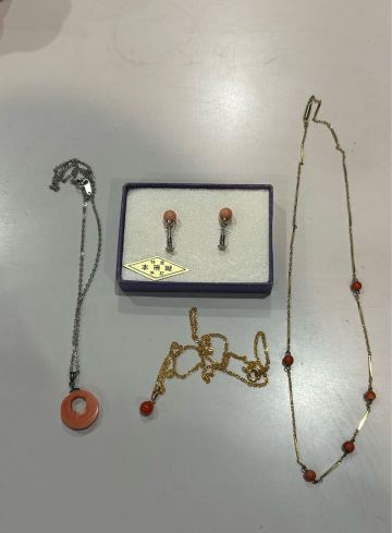 K18 サンゴ 珊瑚 アクセサリー コーラル カフス タイピン カフスボタン　桃色珊瑚　ペンダントトップ　本珊瑚まとめて　セット ネックレス