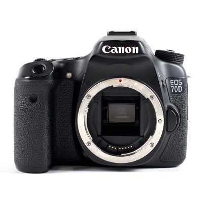 【1円】 キヤノン Canon EOS 70D ボディ デジタル 一眼レフカメラ 【中古】