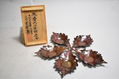 【英】A94 本間琢斎 斑紫銅木ノ葉形茶托五枚 三代目本間琢斎識箱 日本美術 茶道具 茶器 骨董品 美術品 古美術 時代品 