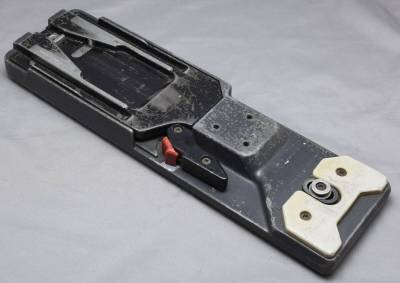 ▲☆【ブランド不明】ソニー VCT-U14タイプ？ 三脚アダプター 舟 フネ★△