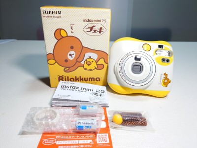 新品　？　FUJIFILM インスタントカメラ チェキ instax mini 25 リラックマ INS MINI25 RILAKKUMA　 リラックマ　通電OK