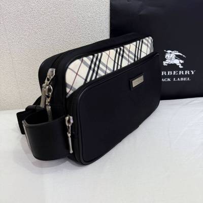 美品 激レア BURBERRY BLACK LABEL バーバリーブラックレーベル ナイロン&本革 ボディバッグ ウエストバッグ ノバチェック 黒 #3359