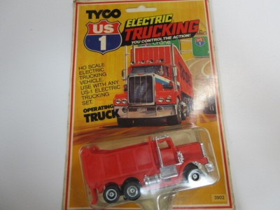 YCO DUMP TRUCK 赤/赤 DUMP 未開封 新品 パック品(HOサイズ)