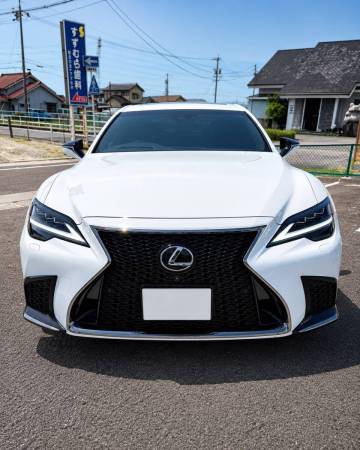 レクサス LS500Fスポーツ 令和3年式 パールホワイト サンルーフ付き 3BA-VXFA55 4WD ホワイトレザー ツインターボ 3,500cc
