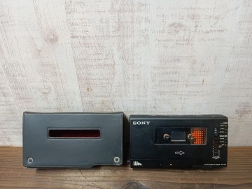 希少　 SONY　 ソニー　 WM-D6C　 WALKMAN　 PROFESSIONAL　ウォークマン　プロフェッショナル　カセットプレーヤー　通電確認済　ジャンク