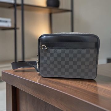 LOUIS VUITTON N40087/RFID確認済みトロカデロメッセンジャーPM