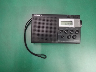 ★7762 SONY ソニー ラジオ ICF-M260 動作品ですが1997年モデルの為ジャンク扱い