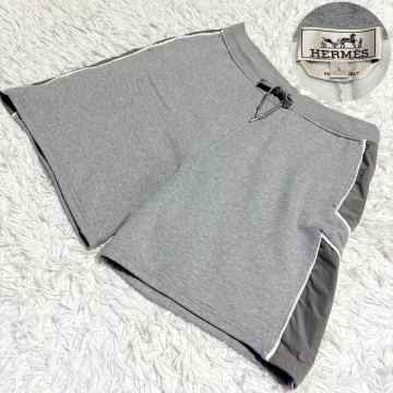 HERMES【ラグジュアリーの象徴!!!】エルメス ショーツ ハーフパンツ サイドライン ナイロン◎夏の主役!!!イタリア製!!!◎グレー メンズ L