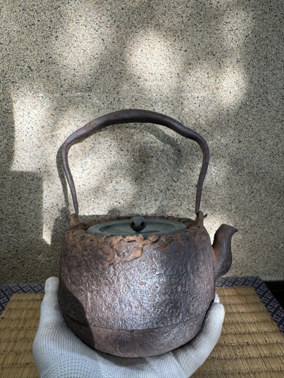 龍文堂 　岩肌　安之介　江戸?時代?　 鉄瓶　 煎茶道具