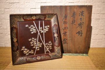 【GE】E22【コレクター所蔵品】時代 螺鈿盆/中国古玩 中国美術 漆器 漆芸 青貝 角盆 骨董品 時代品 美術品 古美術品 sb