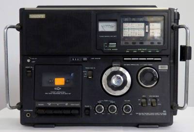 SONY FM/MW/SW 5バンド対応 BCLラジオ