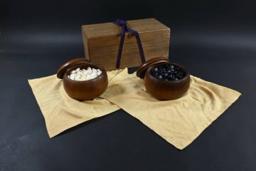 C3 碁石　本蛤白石　本那智黒石　碁笥　囲碁　囲碁道具　雪印　月印　華印　スワブテ