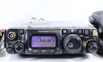 YAESU　FT-817ND　HF／50／144／430　ポータブル　オールモード機