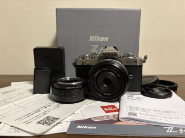 Nikon Z fc シルバー ＋ NIKKOR Z 28mm f/2.8 SE ＋ SHOTEN製M42マウントアダプター Zfc ニコン