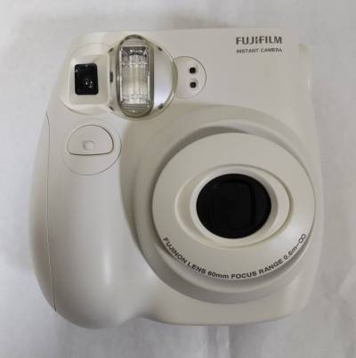 【UM17162】ジャンク!! 1円出品!! FUJIFILM 富士フィルム instax mini 7S ホワイト インスタントカメラ チェキ cheki 通電・動作未確認