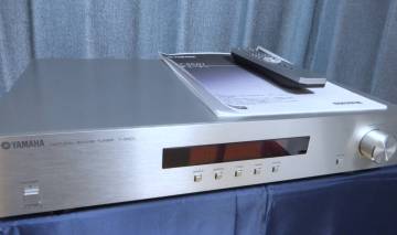 〔美品・リモコン付〕YAMAHA ワイドFM/AMチューナー T-S501