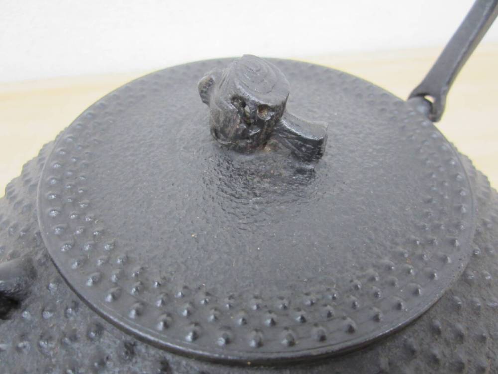 未使用保管品 記念品 南部鉄瓶 鉄瓶 斉峰 霰 アラレ 伝統工芸品 激安1円スタート