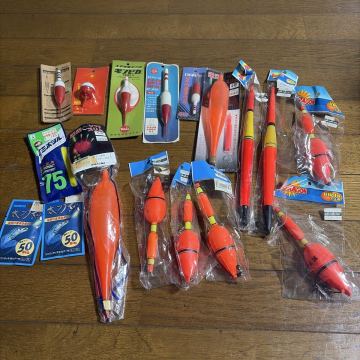 ☆T253 電気ウキ　うき　ケミホタル　未使用品☆100円スタート 棒ウキ 波止 飛ばしウキ 浮き サビキ 堤防 カゴ釣り ウキ