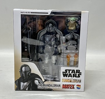 MAFEX マンダロリアン クロームメッキVer. No.256 マンダロリアン&グローグー CHROME Ver. 新品未開封