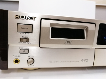SONY DATデッキ DTC-59ES 本体のみ　※不具合あり
