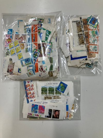 【1円～】【まとめ】日本切手 バラ 額面 169,000円以上 色々 お年玉切手 記念切手 etc 未使用 大量