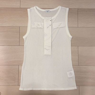 鑑定済み 美品 CHANEL Karl Lagerfeld Era Ribbed Summer Knit Sleeveless Top CC Camellia Silk Trim White 36