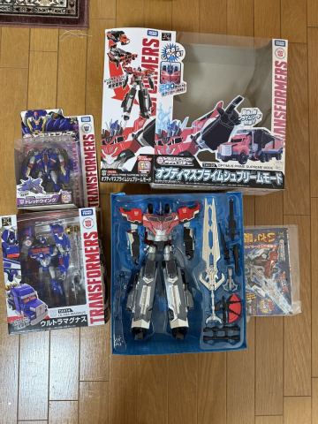 トランスフォーマー　アドベンチャー　 オプティマスプライム　シュプリームモード　ウルトラマグナス