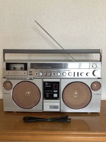 ★アイワAIWA大型ラジカセ　ＣＳ－Ｊ７７　ラジオAM/FM ジャンク品★
