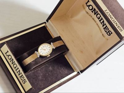 LONGINESロンジン 本物 ヴィンテージ ダイアモンド付き 手巻き 宝飾モデル 箱付き ブレスレット型レディース腕時計 稼働品