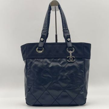 【美品】CHANEL シャネル パリビアリッツ ココマークチャーム シールあり ハンドバッグ トートバッグ キルティングバッグ ブラック 