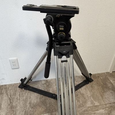 (i7905)Vinten ヴィンテン 雲台 Vision 100 / 三脚 カメラ三脚 アルミ三段脚 レア品 現状品