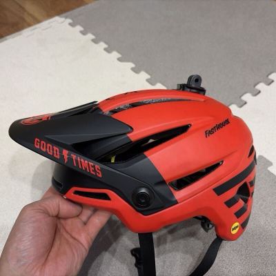 中古品　ベル BELL SIXER MIPS（ファストハウスモデル） ヘルメット 自転車 自転車用ヘルメット L