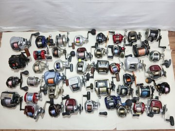 (管55371)船用ベイトリール 43点セット シマノ チタノス 小船 幻風 ダイワ バデルBJ スーパーダイナミック リョービ プロトラスト 他