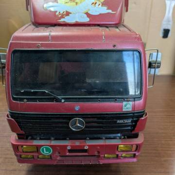 ラジコン メルセデスベンツ 1838LS ジャンク品