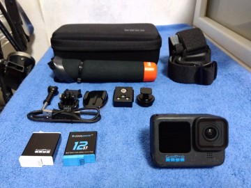 GoPro HERO 12 BLACK アクションカメラ ゴープロ バッテリー付 アクセサリー付
