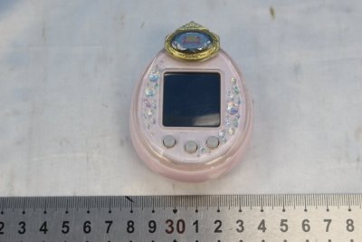 M5120★★同梱不可★★たまごっちピース Tamagotchi P's たまデコピアス ロイヤルチェンジ! 本体のみ 動作確認済み