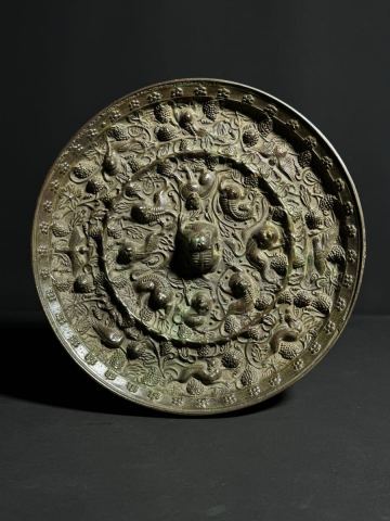 中国古美術 青銅器 銅鏡 海獣葡萄鏡 時代物 極細工 古銅彫 古美術品 古董品 w15