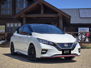 返金保証付:【車検R10/8/9】リーフNISOMO プロパイロット/アラウンドビュー/E-ペダル等