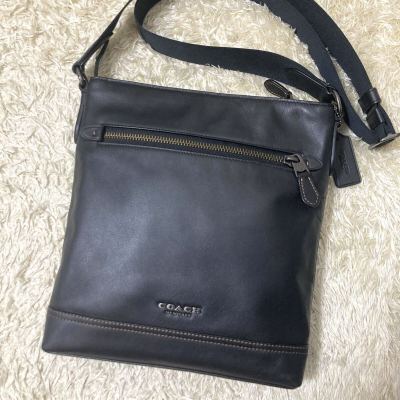 極美品 希少 COACH コーチ メンズ ショルダーバッグ グラハム ボディ レザー 本革 ブラック ビジネス メッセンジャー サコッシュ 78147
