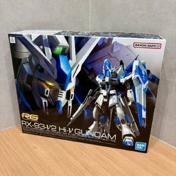 【553_50707】1円スタート～ 【未組立】RG 1/144 RX-93&nu;2 Hi-&nu;ガンダム BANDAI NAMCO プラモデル ホビー 趣味 ガンプラ バンダイ