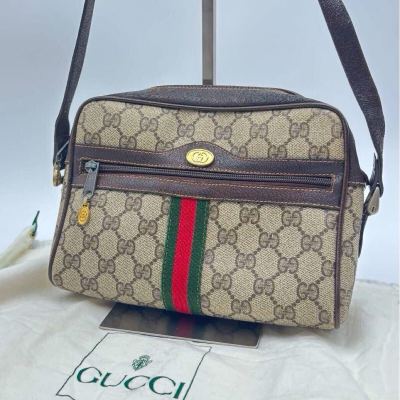 [Auth] GUCCI グッチ GGスプリーム シェリーライン オールドグッチ GG ブラウン 茶色 クロスボディ バッグ バック ショルダーバッグ 