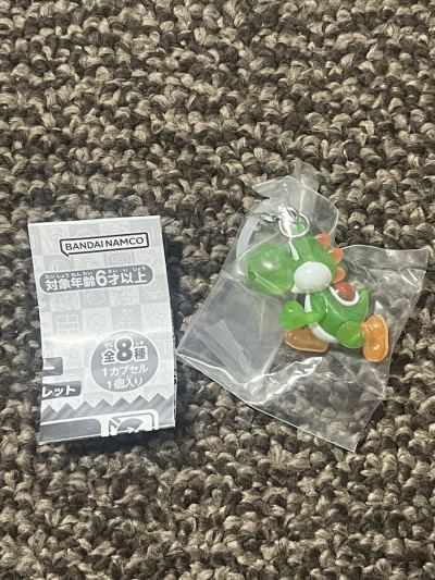 スーパーマリオ　めじるしアクセサリー2 ヨッシー ガシャポン　新品未開封品