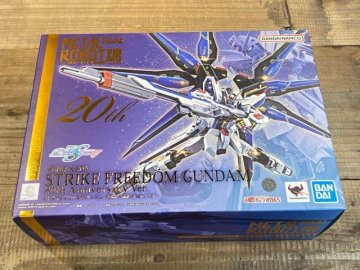 バンダイ METAL ROBOT魂 ストライクフリーダムガンダム 20th Anniversary Ver. /未開封 同梱不可 [214-603]