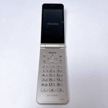 |6196|【動作確認済み】SIMフリー docomo arrows ケータイ ベーシック F-41C ゴールド 4G 白ロム 防水 防塵 残債務無し 判定○