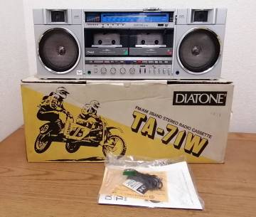 ☆レア！未使用長期保管品！DIATONE ラジカセ TA-71W 三菱電機 ラジオカセット 通電確認 カセットデッキ訳アリ 現状品 H09☆